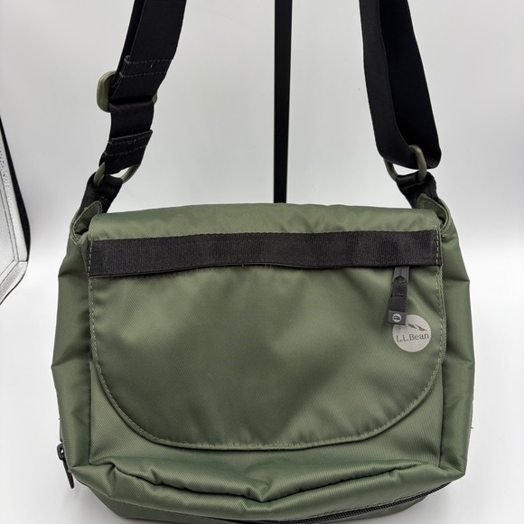 LLBean Other - LLBean Boundless Messenger Bag Green Nylon Adjustable Strap crossbody Zip